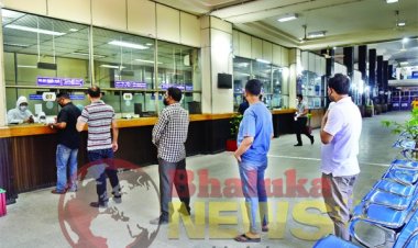 ব্যাংক খুলছে রোববার, লেনদেনের সময় পরিবর্তন